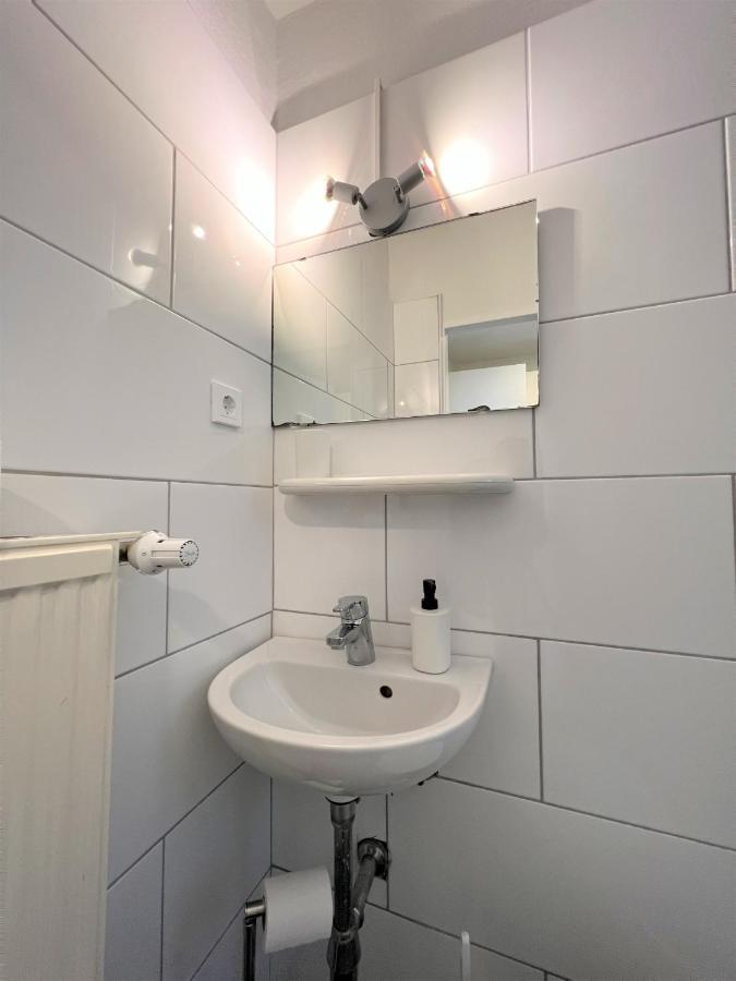 Zentrales Apartment Am Hafen Inklusive Netflix! Emden Exterior foto